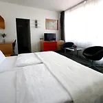 Hotel Central 4*