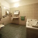 Hotel Central 4*