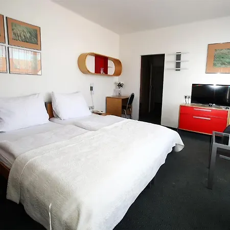 Hotel Central 4* بلزن