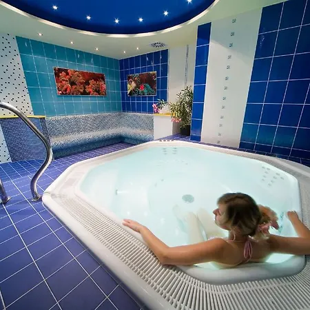 Szálloda Hotel Central