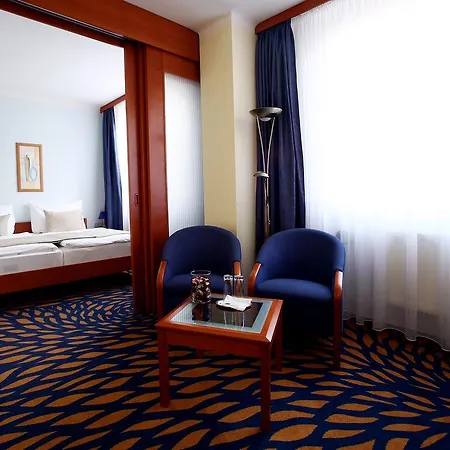 Hotel Central فندق 4*