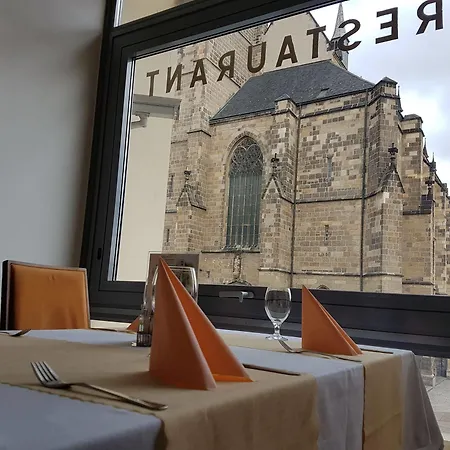 Szálloda Hotel Central Plzeň