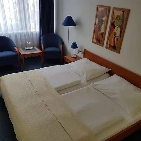 فندق Hotel Central