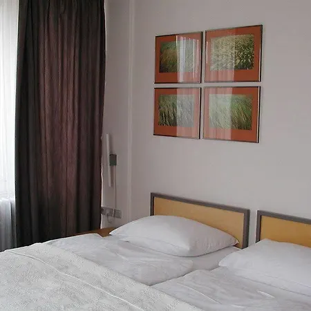 Szálloda Hotel Central Plzeň