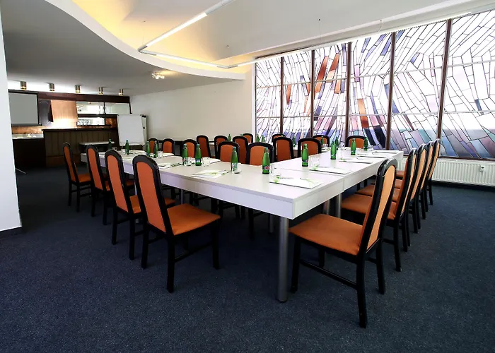 호텔 Hotel Central 4*