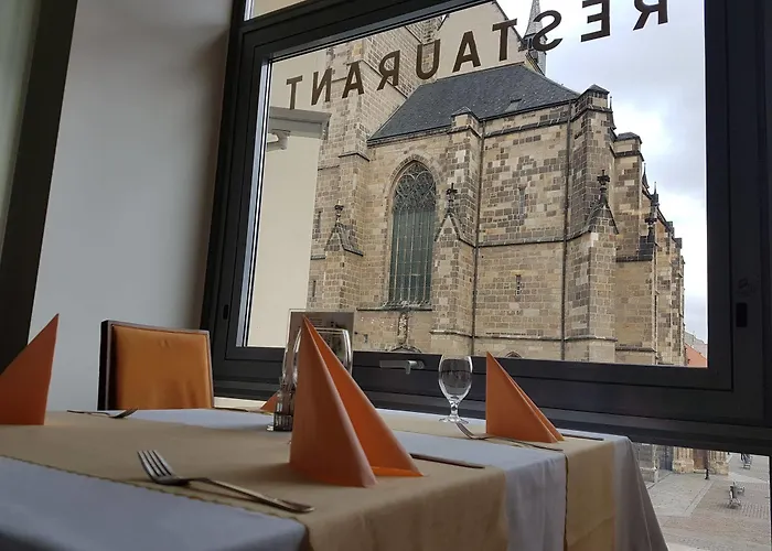 Szálloda Hotel Central Plzeň