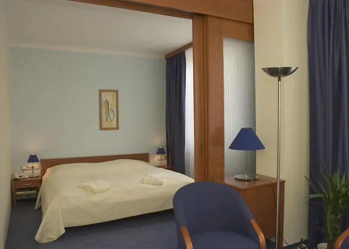 Hotel Central Hotel Pilzno