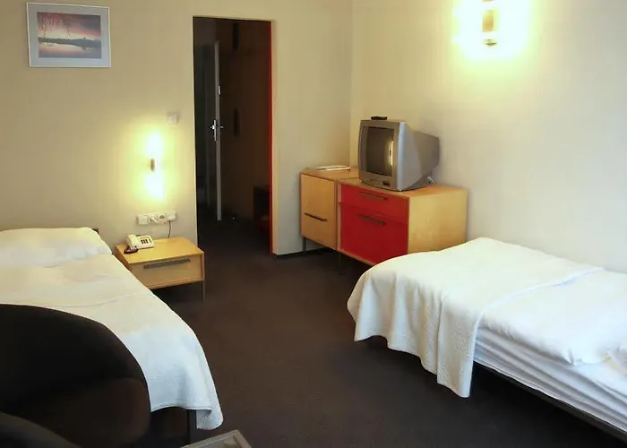 Hotel Central 호텔 플젠