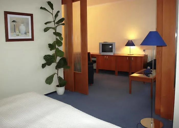 호텔 Hotel Central 4*