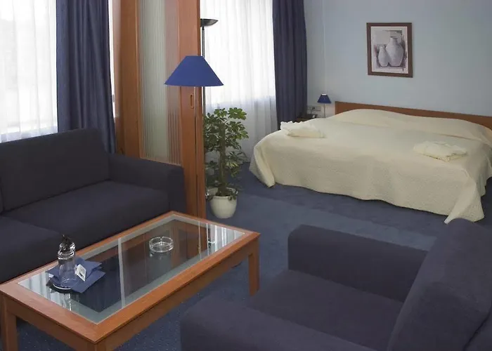 Szálloda Hotel Central 4*